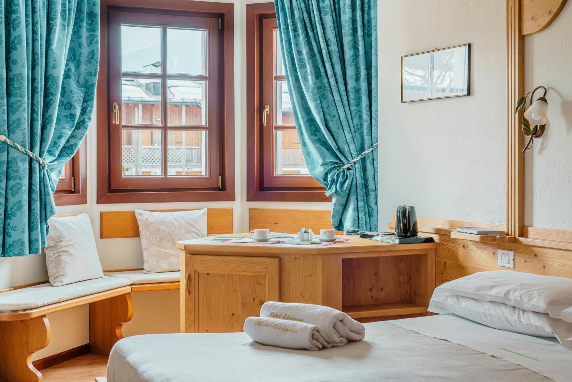 Hotel Edelweiss Val di Zoldo Eksteriør billede