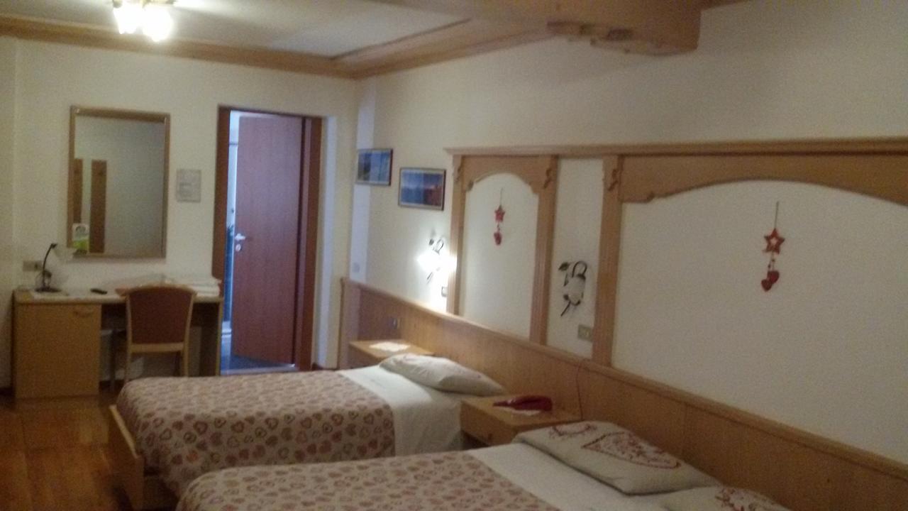Hotel Edelweiss Val di Zoldo Eksteriør billede